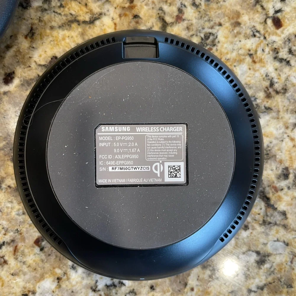 Samsung Wireless Fast Charger